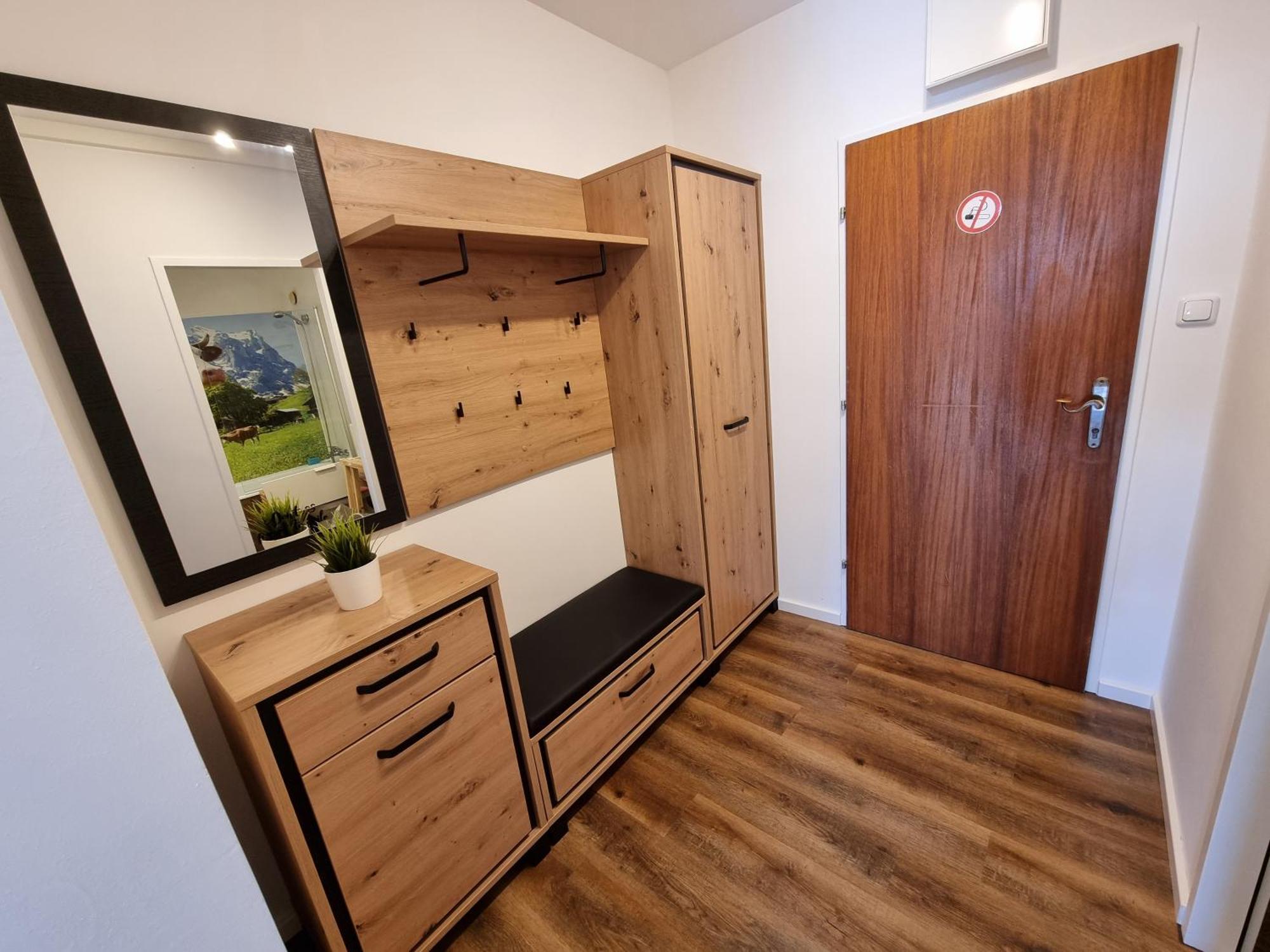 Cow Royal Apartment