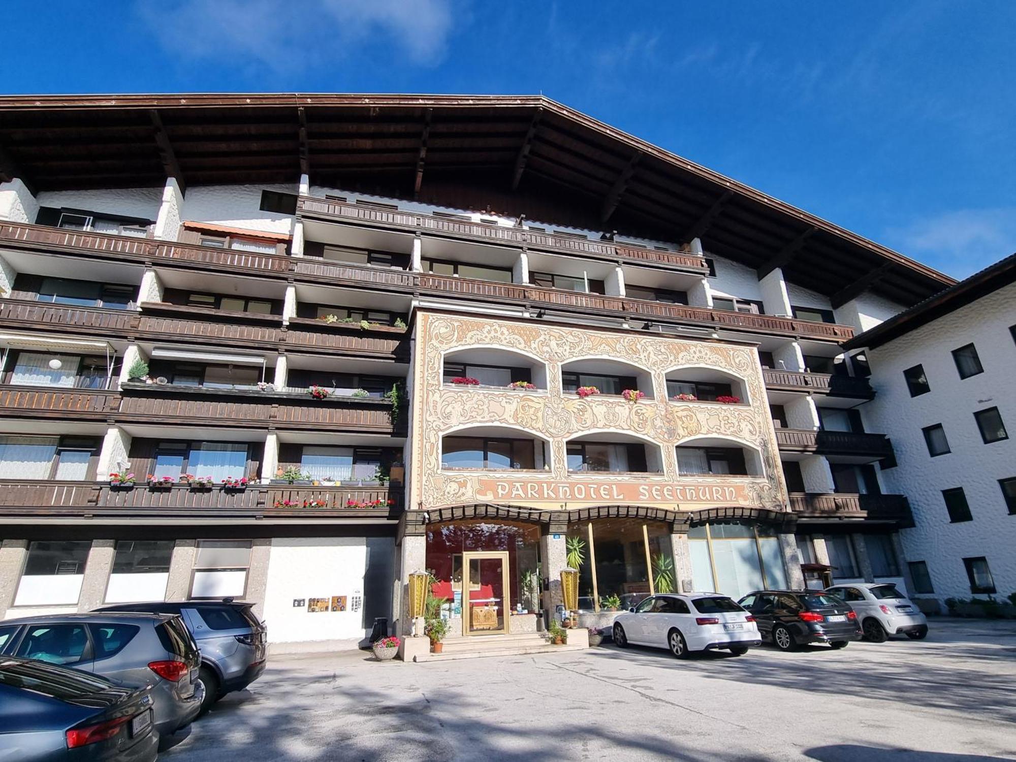 Cow Royal Apartment Strobl