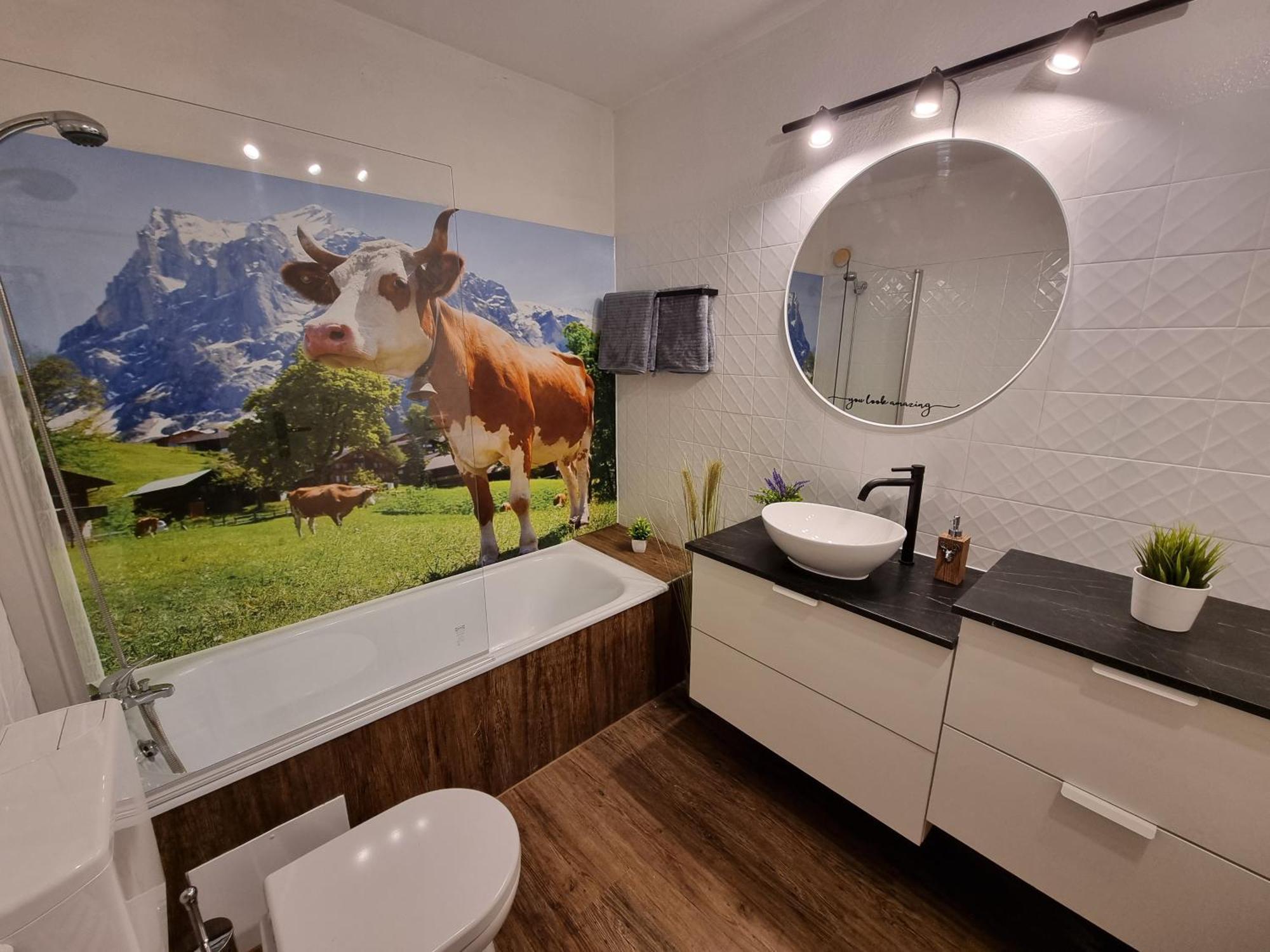 Cow Royal Apartment Strobl